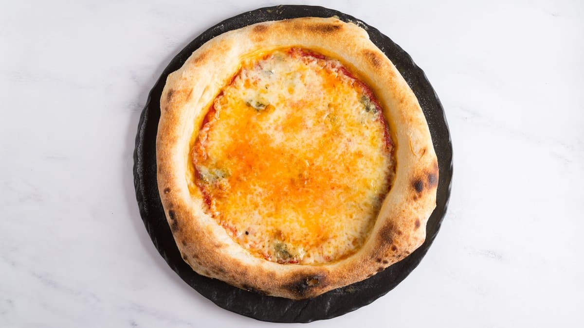 Pizza sa 4 vrste sira