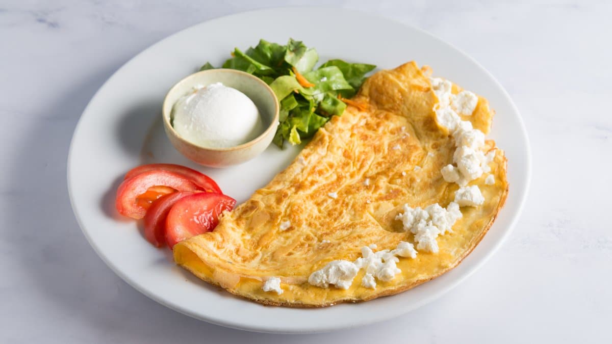 Omlet sa sirom i paprikom